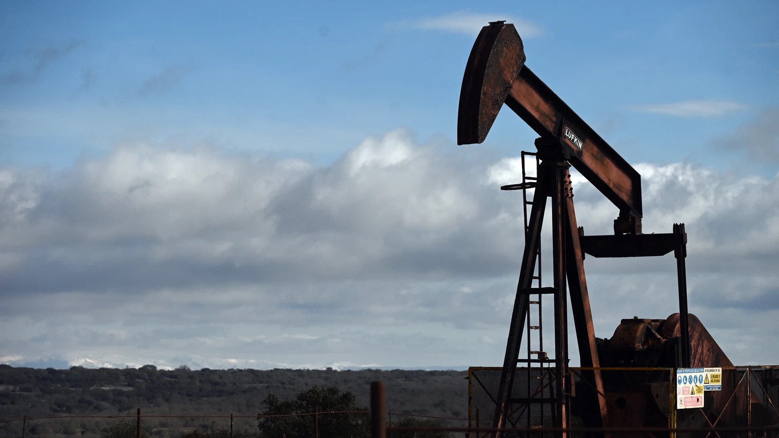 Torre de extracción de petróleo
