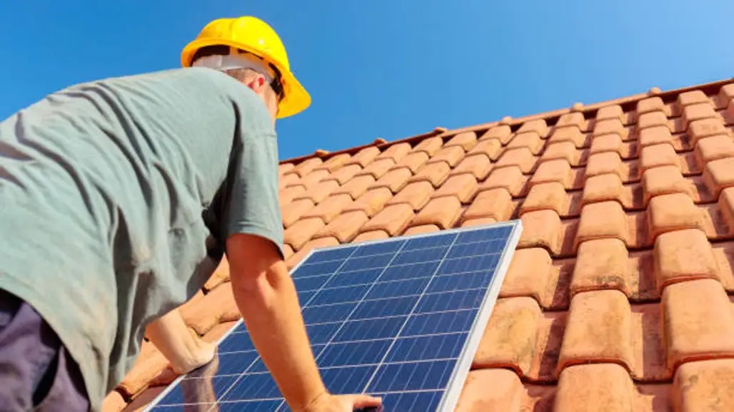 En el pasado apagón el % de que los propietarios de paneles solares se quedaron también sin luz