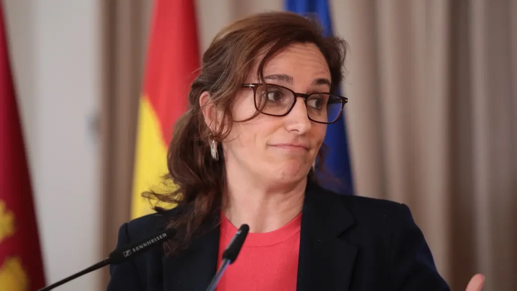 La ministra de Sanidad Mónica García