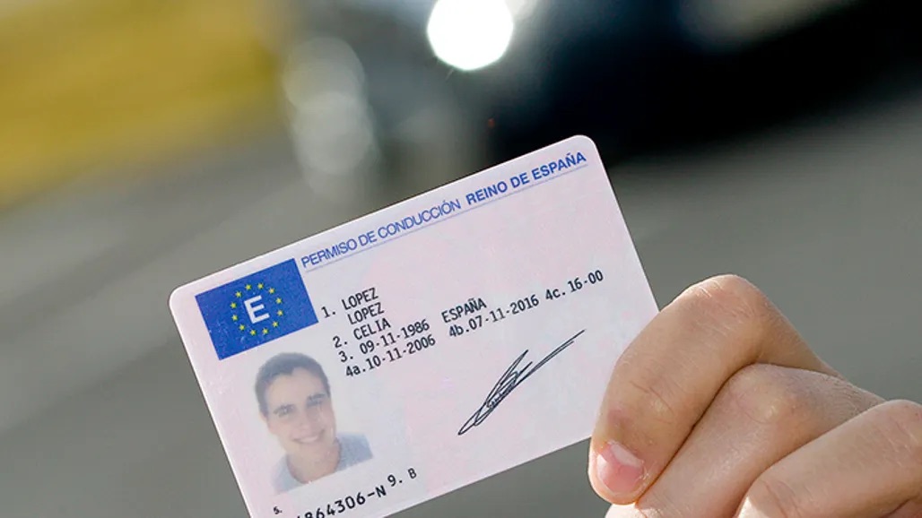 Los carnets no digitales están quedando obsoletos